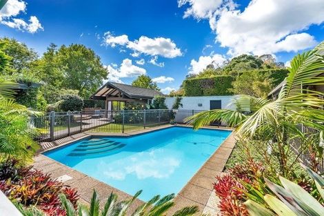 Photo of property in 338 Point View Drive, Shamrock Park, Auckland, 2016