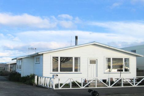 Photo of property in 64 The Esplanade, Westshore, Napier, 4110