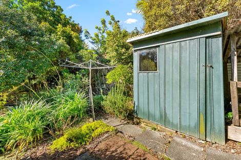Photo of property in 2/3 Holt Avenue, Torbay, Auckland, 0630