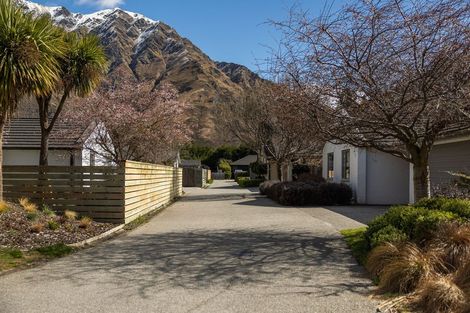 Photo of property in 6 Alluvial Court, Arthurs Point, Queenstown, 9371