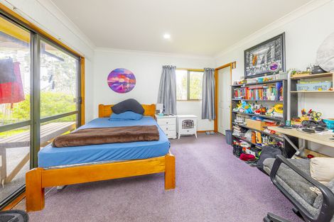 Photo of property in 223 Hill Road, The Gardens, Auckland, 2105