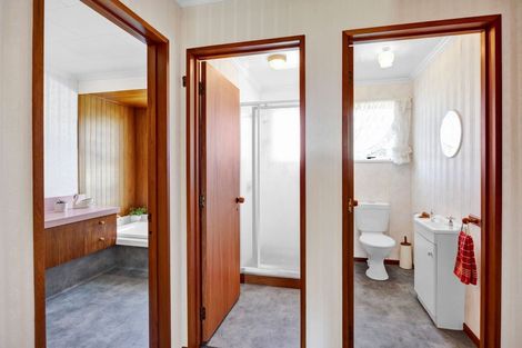 Photo of property in 65 Murray Avenue, Hawera, 4610