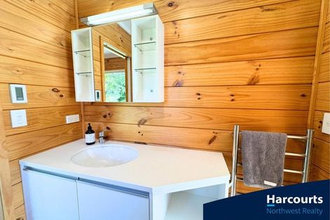 Photo of property in 26 Riverlea Road, Whenuapai, Auckland, 0618