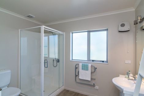 Photo of property in 355 Te Horo Beach Road, Te Horo Beach, Otaki, 5581