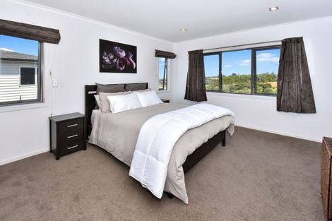 Photo of property in 6 Henriette Place, The Gardens, Auckland, 2105