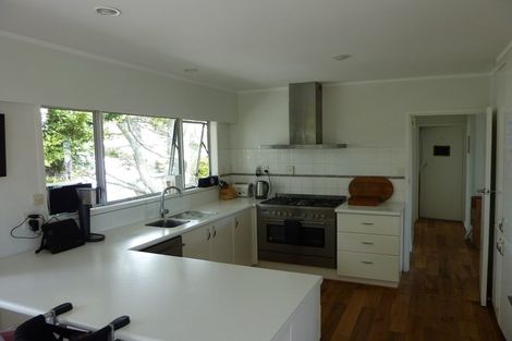 Photo of property in 2/276 Hurstmere Road, Takapuna, Auckland, 0622