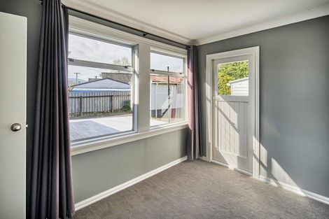 Photo of property in 79 Waddington Drive, Naenae, Lower Hutt, 5011
