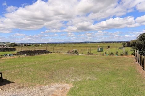 Photo of property in 142 Pukehina Parade, Pukehina, Te Puke, 3189