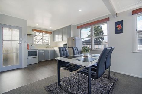 Photo of property in 56 Sheehan Avenue, Papakura, 2110