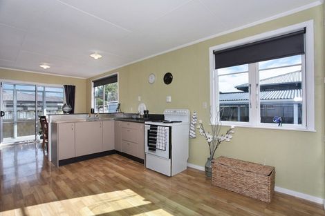 Photo of property in 6 Aorangi Street, Feilding, 4702