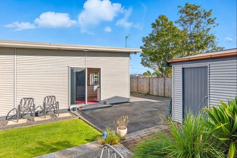 Photo of property in 37 Liverpool Street, Levin, 5510
