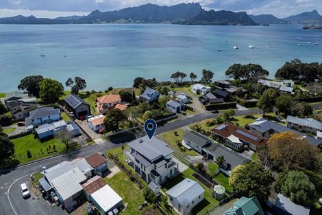 Photo of property in 2 Graham Street, One Tree Point, 0118