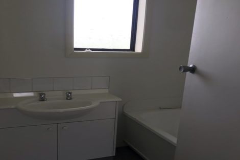 Photo of property in 36 Hargood Street, Woolston, Christchurch, 8062