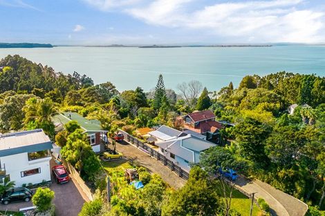 Photo of property in 22 Arapito Road, Titirangi, Auckland, 0604