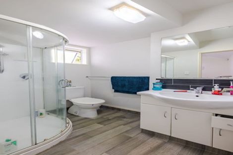 Photo of property in 74 Royal Terrace, Dunedin Central, Dunedin, 9016