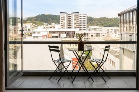 Photo of property in 256/21 Left Bank, Te Aro, Wellington, 6011