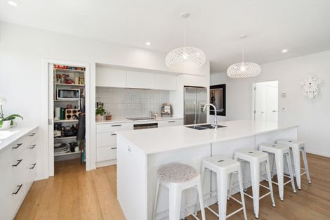 Photo of property in 9 Centre Crescent, Wanaka, 9305