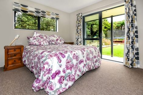 Photo of property in 21a Cross Street, Coalgate, 7673