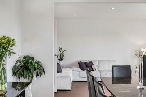 Photo of property in 21 Hendrika Court, Hobsonville, Auckland, 0618