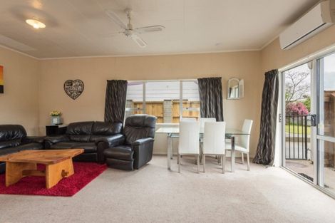 Photo of property in 10b Windlesham Place, Wakefield, 7025