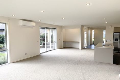 Photo of property in 3 Awarua Road, Pegasus, 7612