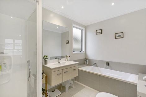 Photo of property in 36 Cape Cod Drive, Gulf Harbour, Whangaparaoa, 0930