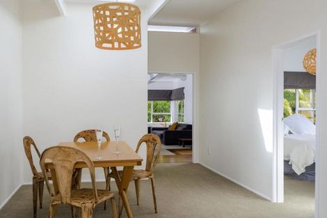 Photo of property in 127 Carter Road, Oratia, Auckland, 0604