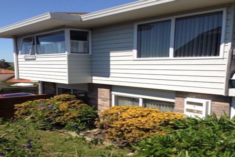 Photo of property in 2/12 Kells Place, Botany Downs, Auckland, 2010