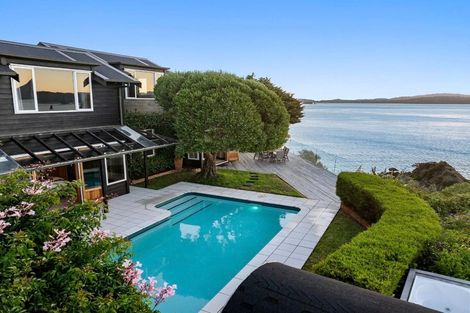 Photo of property in 1 Rangiuru Road, Mahina Bay, Lower Hutt, 5013