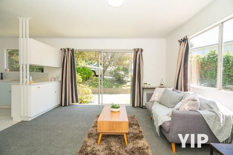 Photo of property in 16a Glen Alton Avenue, Paparangi, Wellington, 6037