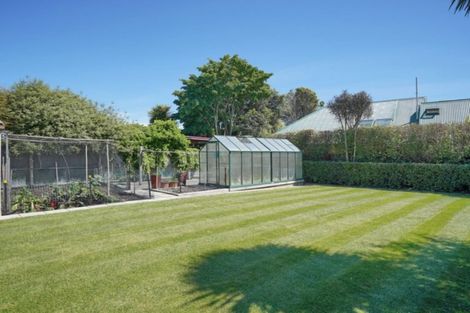 Photo of property in 22 Kendal Avenue, Burnside, Christchurch, 8053