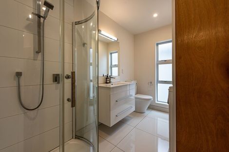 Photo of property in 16 Tapiri Street, Hataitai, Wellington, 6021