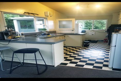 Photo of property in 70 Homebush Road, Khandallah, Wellington, 6035