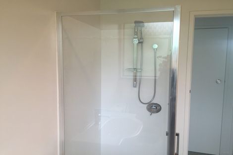 Photo of property in 33 Leo Street, Glen Eden, Auckland, 0602