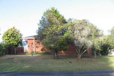 Photo of property in 1 Marcel Place, Glenfield, Auckland, 0629