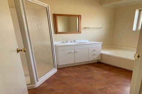 Photo of property in 22 Northmeadow Drive, Rototuna, Hamilton, 3210