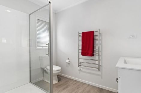 Photo of property in 15 Kahuparere Crescent, Pyes Pa, Tauranga, 3112