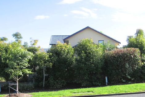 Photo of property in 61 Whitford Road, Botany Downs, Auckland, 2014