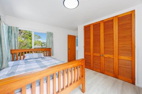 Photo of property in 24 Squirrel Lane, Browns Bay, Auckland, 0630