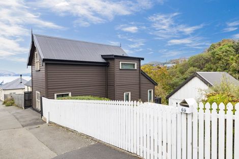 Photo of property in 69 Oxford Street, Lyttelton, 8082