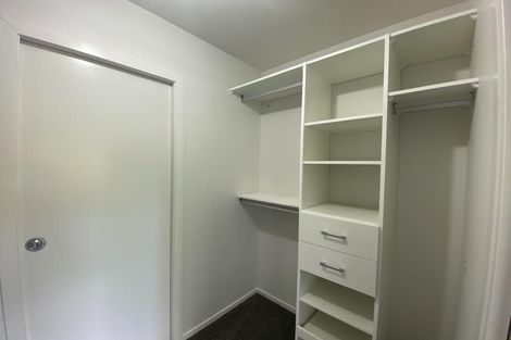 Photo of property in 10 Glenside Road, Glenside, Wellington, 6037