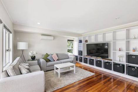 Photo of property in 30 Taurus Crescent, Beach Haven, Auckland, 0626