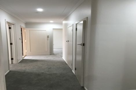 Photo of property in 39 Earlsworth Road, Mangere East, Auckland, 2024