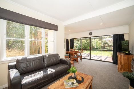 Photo of property in 24 Fraser Court, Roslyn, Palmerston North, 4414