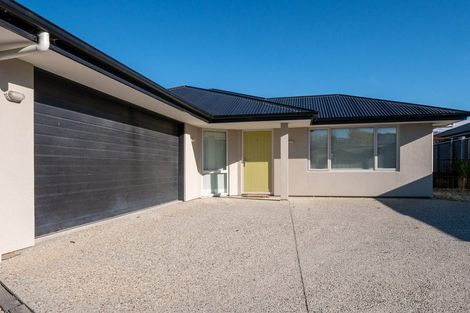 Photo of property in 28 Woodstock Road, Lower Shotover, Queenstown, 9304