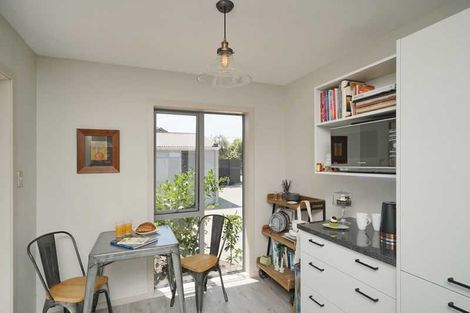 Photo of property in 2/121 Barrington Street, Somerfield, Christchurch, 8024