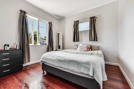 Photo of property in 24 Taniwha Street, Frankton, Hamilton, 3204