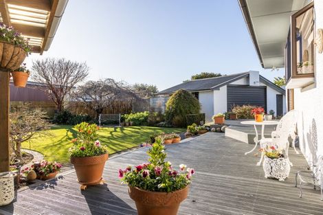 Photo of property in 233 Kennedy Road, Onekawa, Napier, 4110