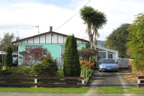 Photo of property in 14 Julyan Street, Shannon, 4821