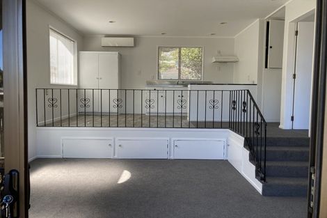 Photo of property in 28 Mamaku Street, Paraparaumu, 5032